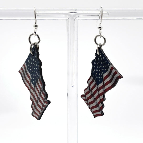 fauxleather.Collection American Flag Dangle – Drop N Dangle